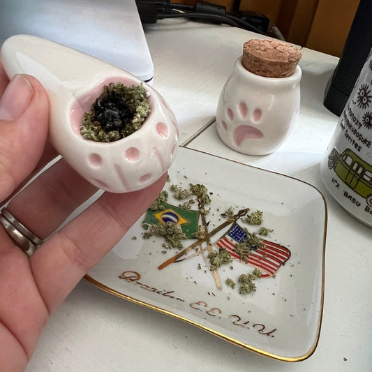 Packing a Smoking Pipe