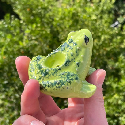 froggy weed pipe